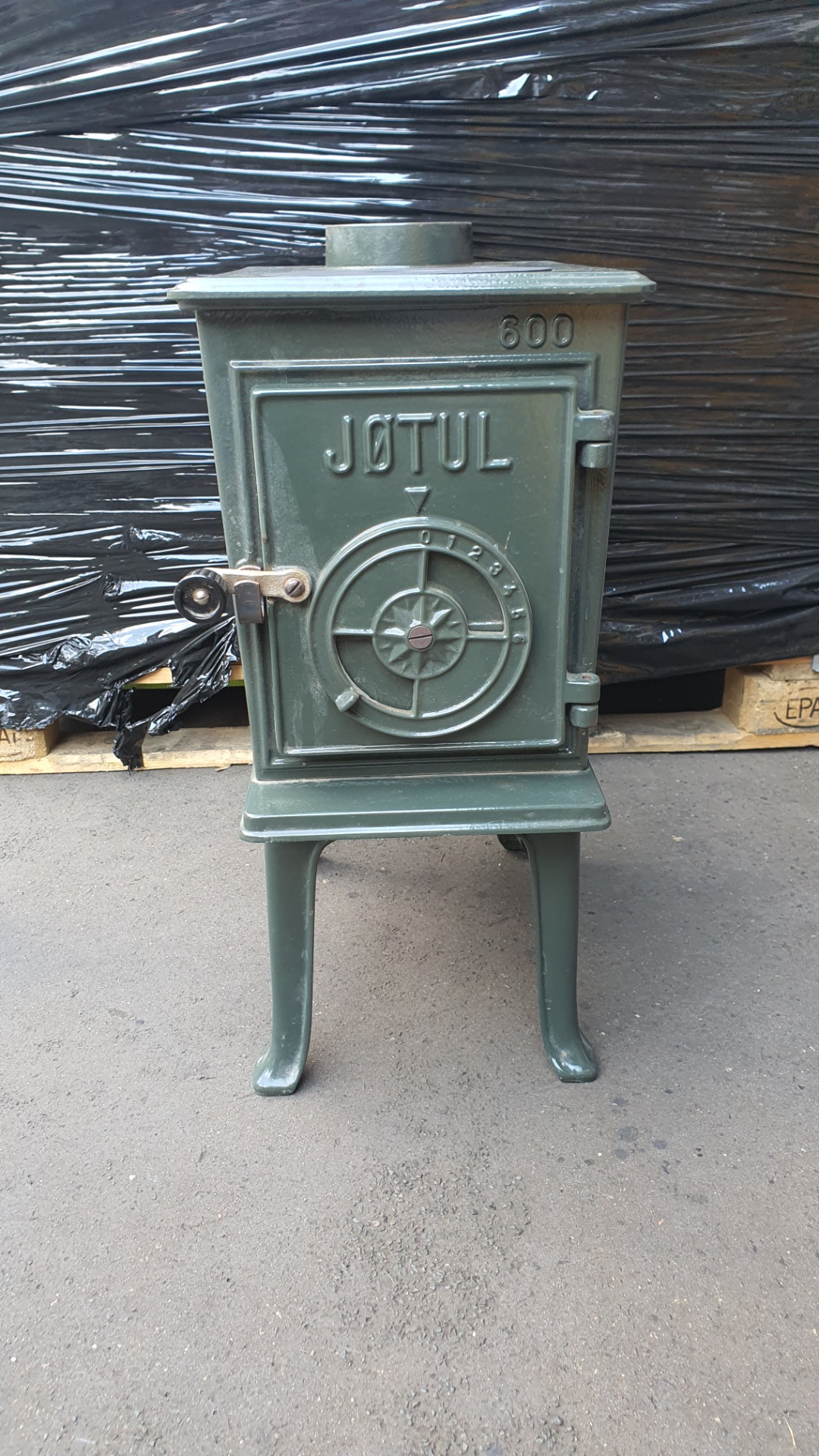 Jotul F 600 N zelený smalt